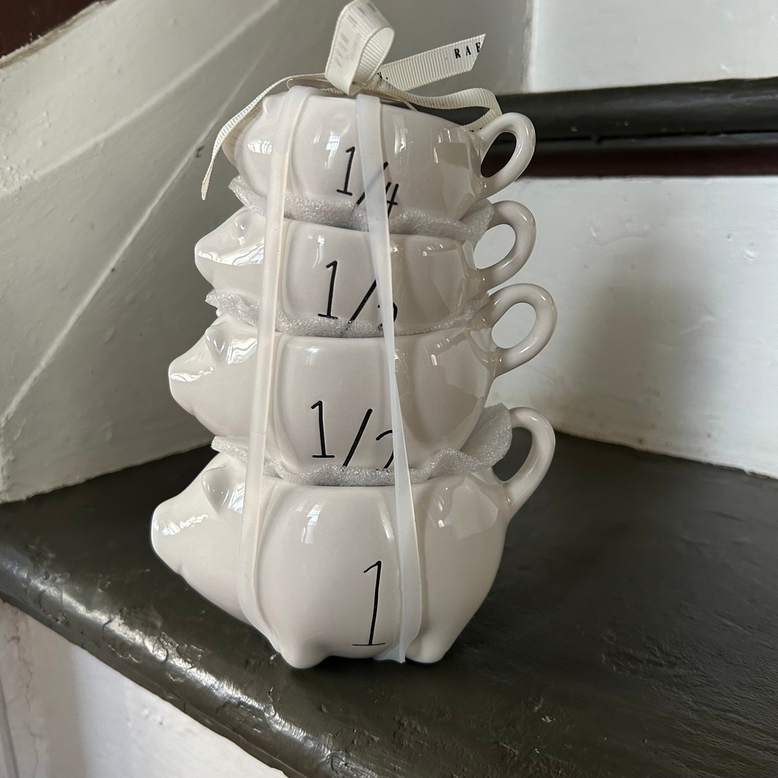 Rae Dunn Piglet Measuring Cups