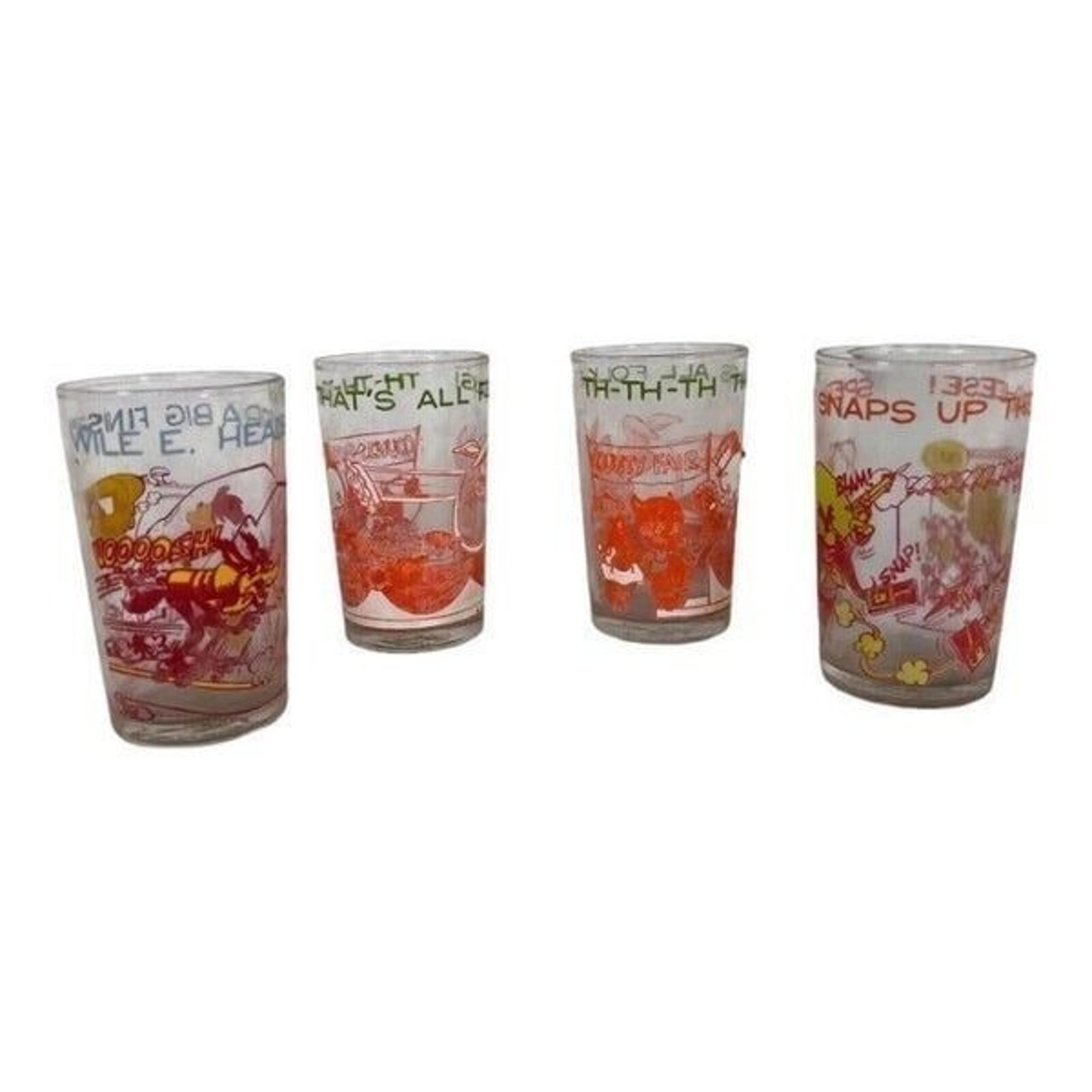 Vintage Looney Tunes juice glass Set Of 4, 1974 Bugs Bunny Yosemite Sam Tweety