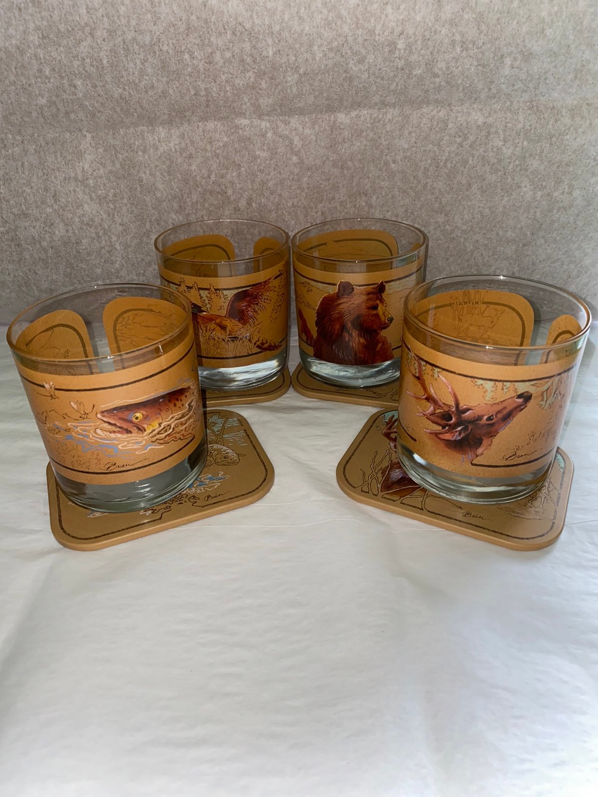 VTG Avon Wildlife Glass and Felt Coasters Set of 4 Tom O'Brien