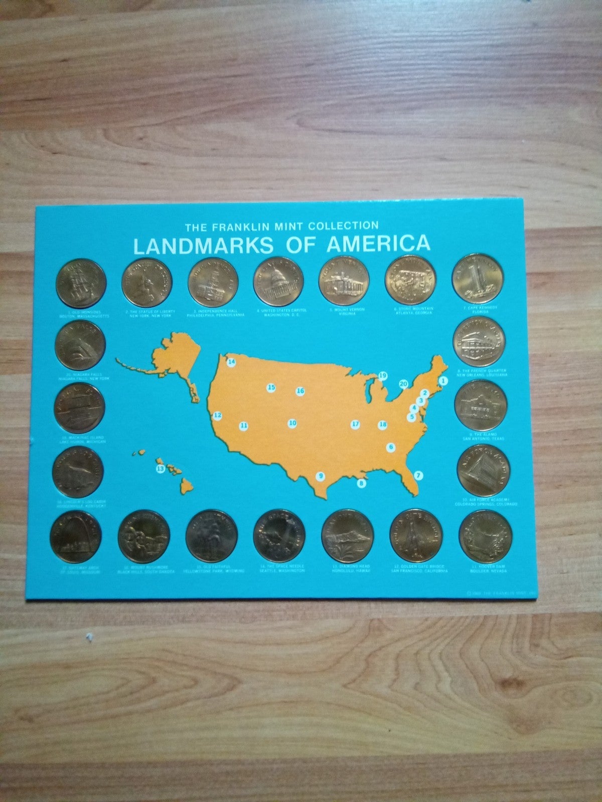 VINTAGE 20 PIECE COIN SET 1969 FRANKLIN MINT LANDMARKS OF AMERICA