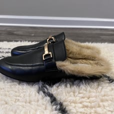 NWOT KHLOE BLACK LEATHER Faux Fur Slip On Loafers