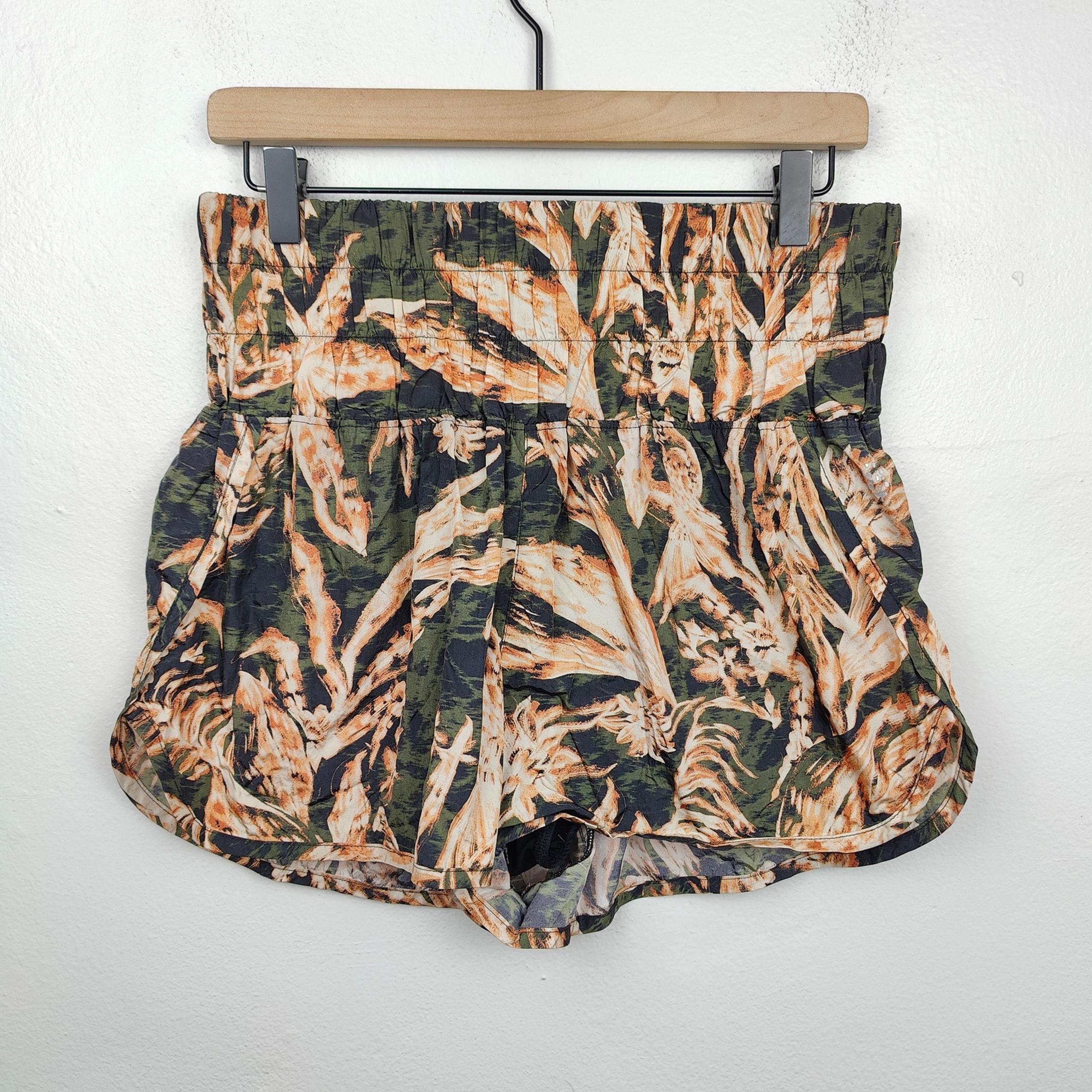 Free People Movement Way Home Shorts Womens Large Black Floral Active Running
