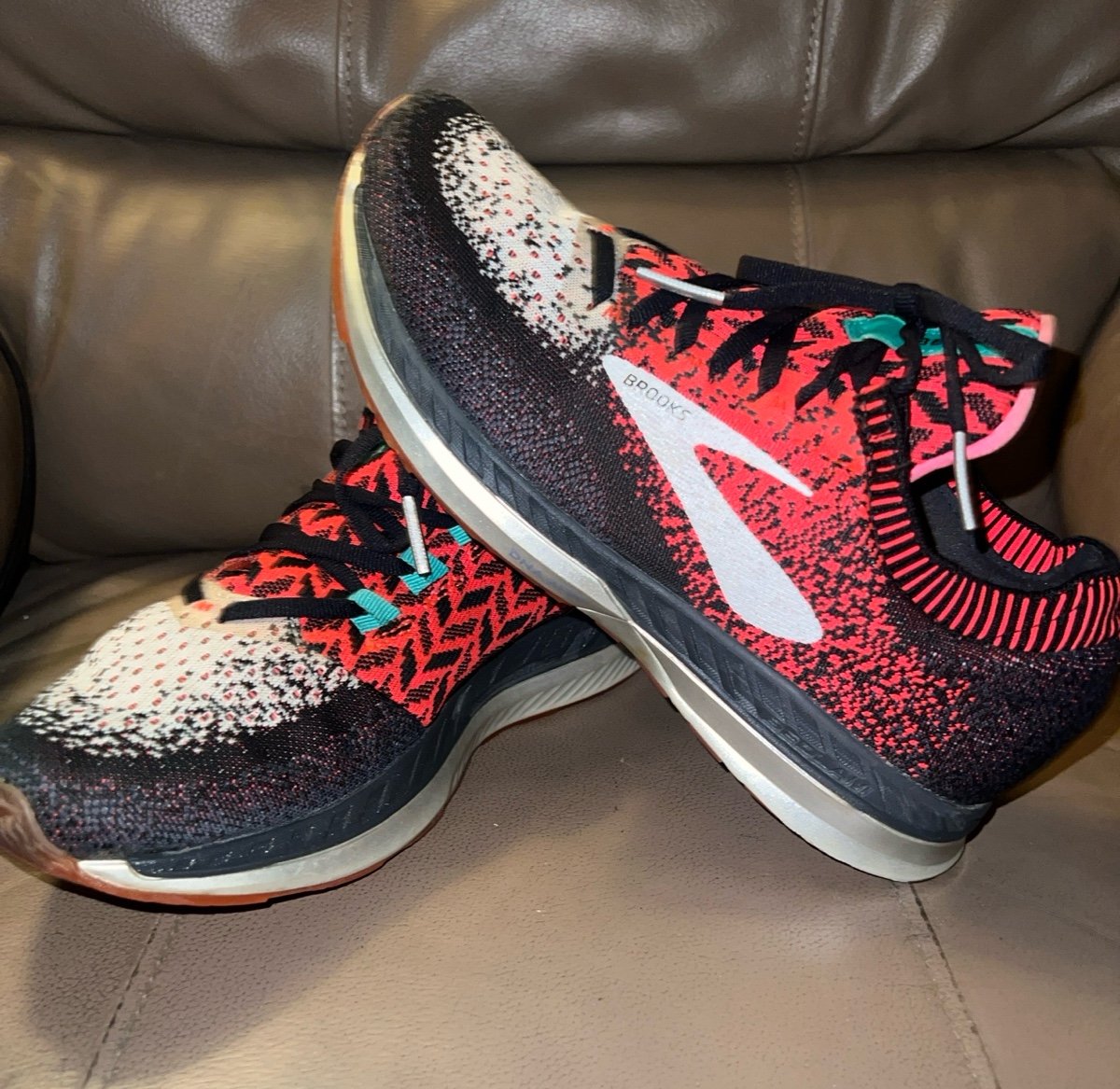 Brooks Bedlam Running Sneakers, Women’s Size 8.5