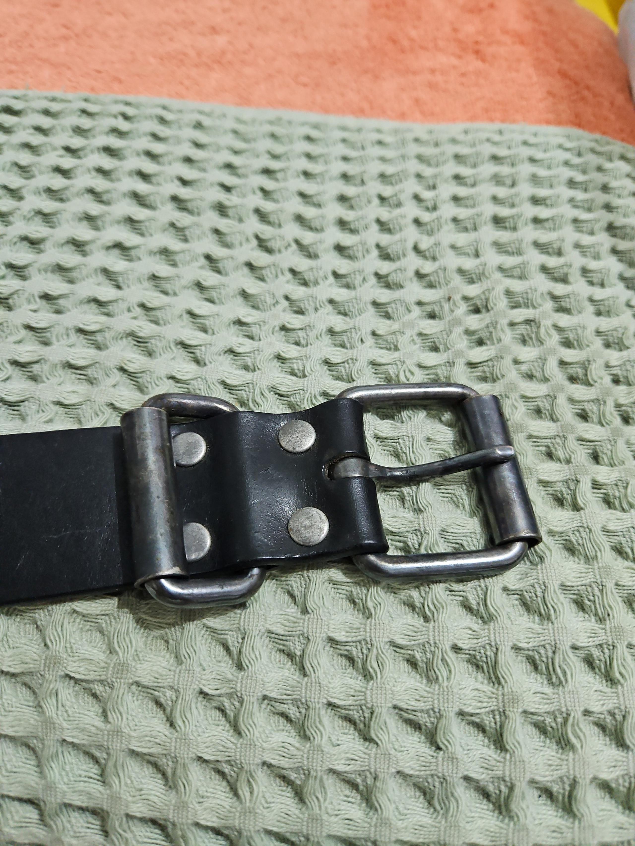 Gap leather belt men's 29