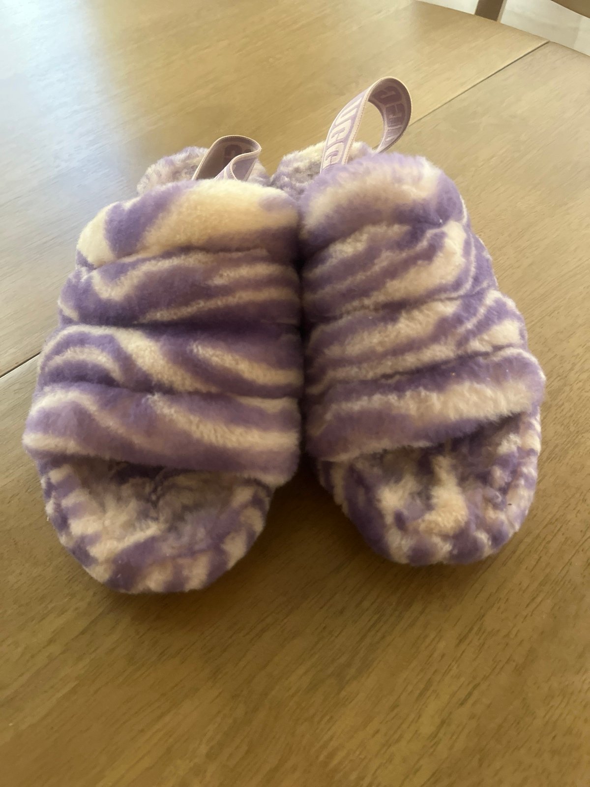 ugg fluff yeah slides