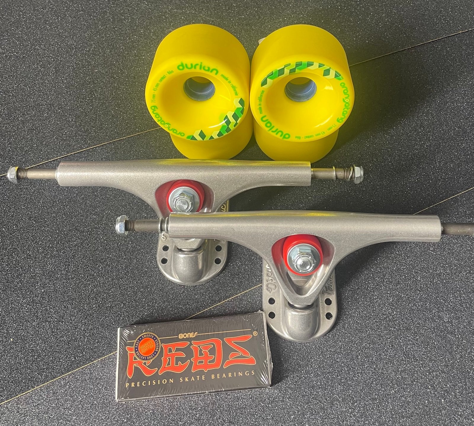 Longboards COMBO: PARIS TRUCKS, ORANGATANG WHEELS, REDS BEARIONGS