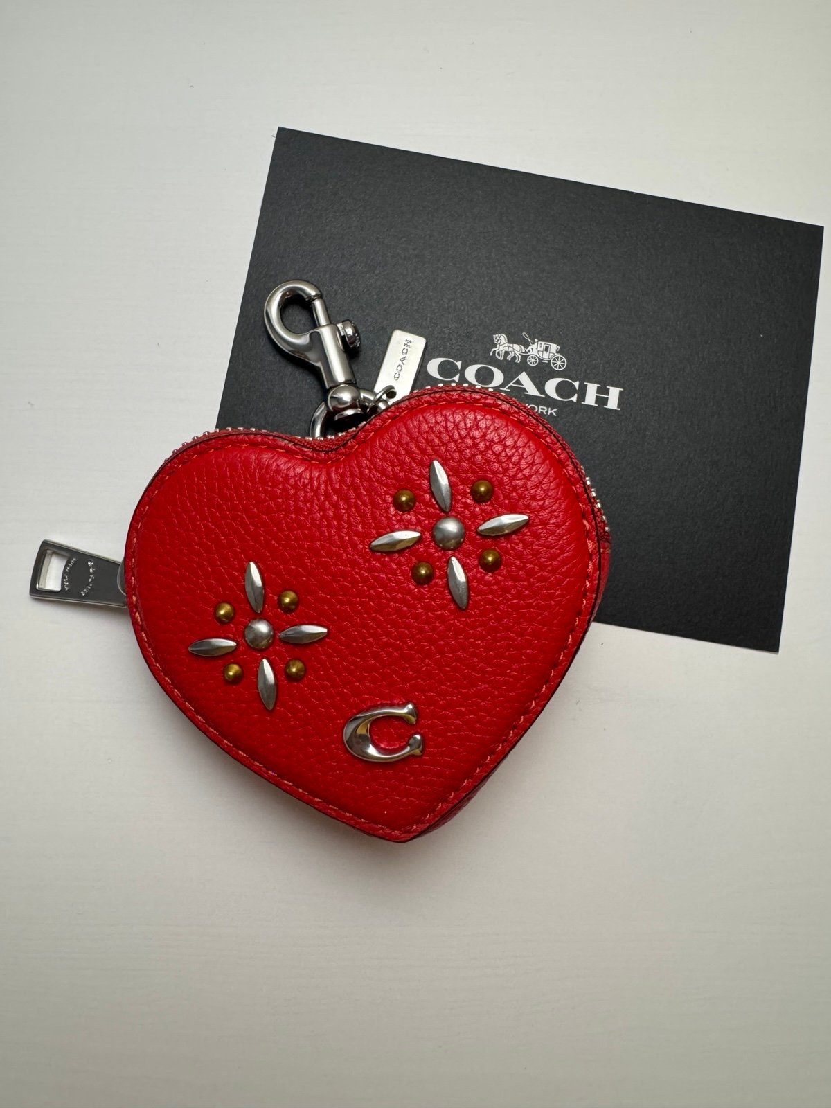 COACH Upcrafted Heart clip on zip coin purse - Sport red