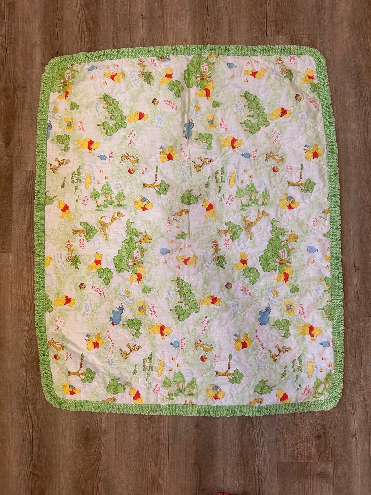 Vintage Sears Winnie the Pooh 100 Acre Woods Quilted Baby Crib Blanket 34X44