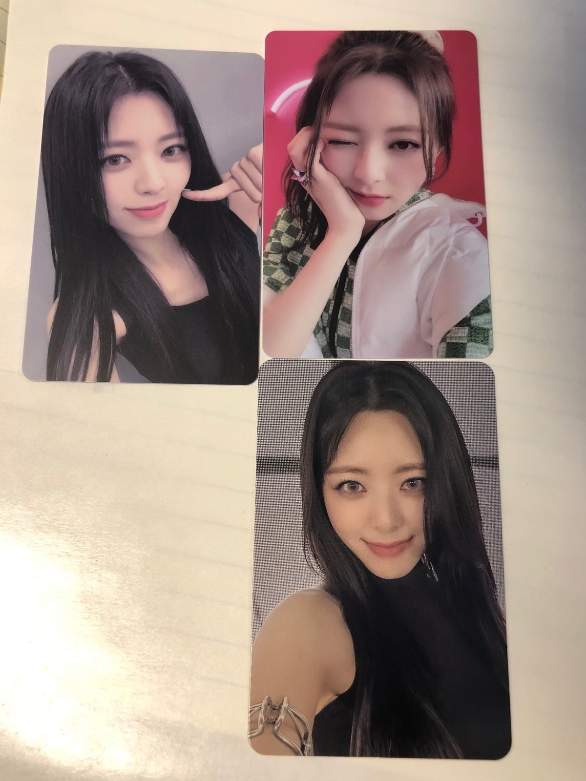 ITZY Yuna Cheshire Soundwave 1st Round Lucky Draw benefit photocard pob set