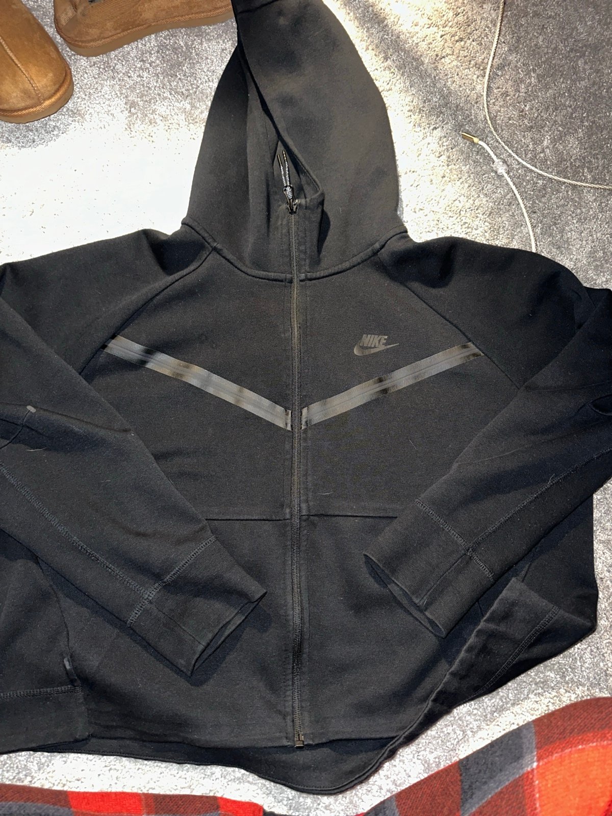 Womens Nike tech
