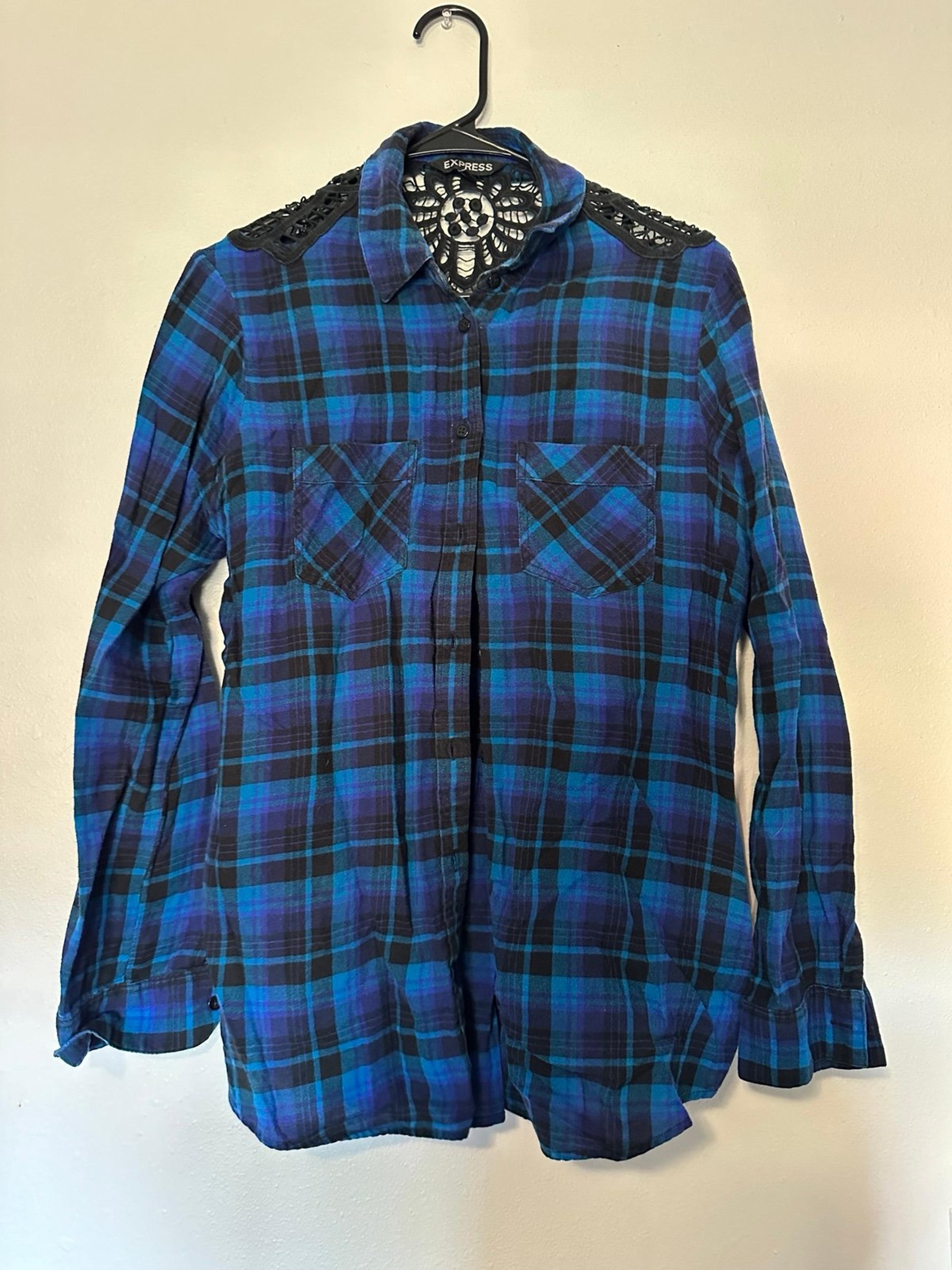 Express long sleeve button down shirts