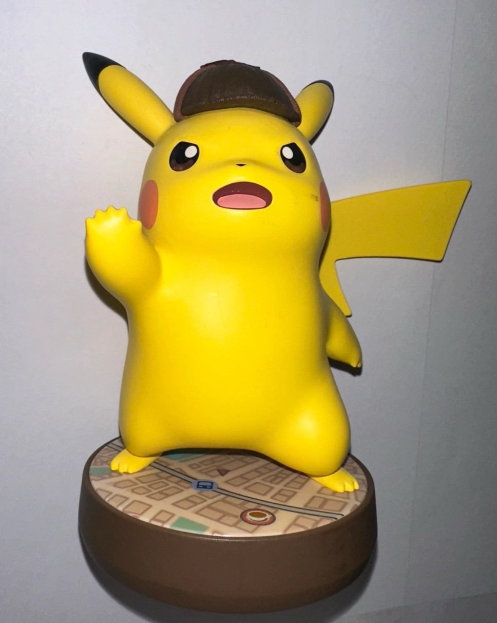 Nintendo Detective Pikachu Amiibo Pokemon Sealed Jumbo Oversized