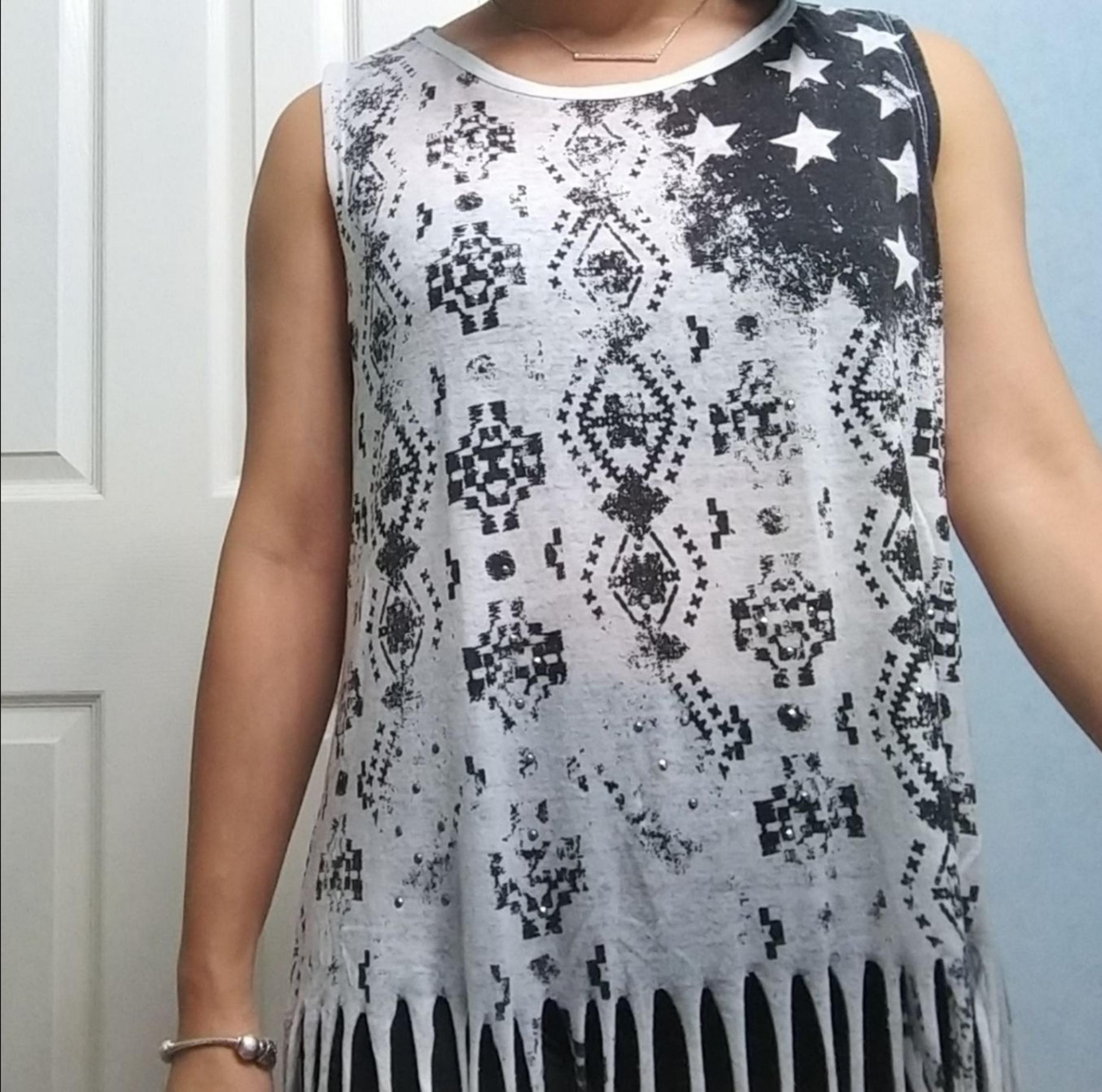 Almost Famous Women's Fringe Muscle Tee