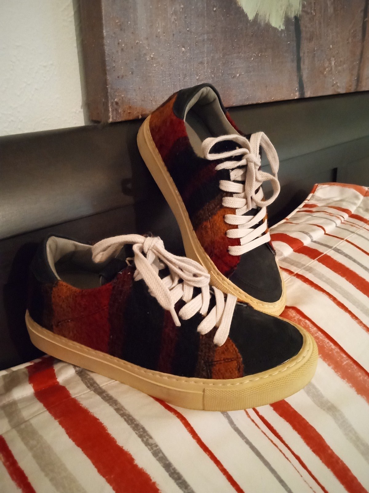 Modern vintage cheap sneakers