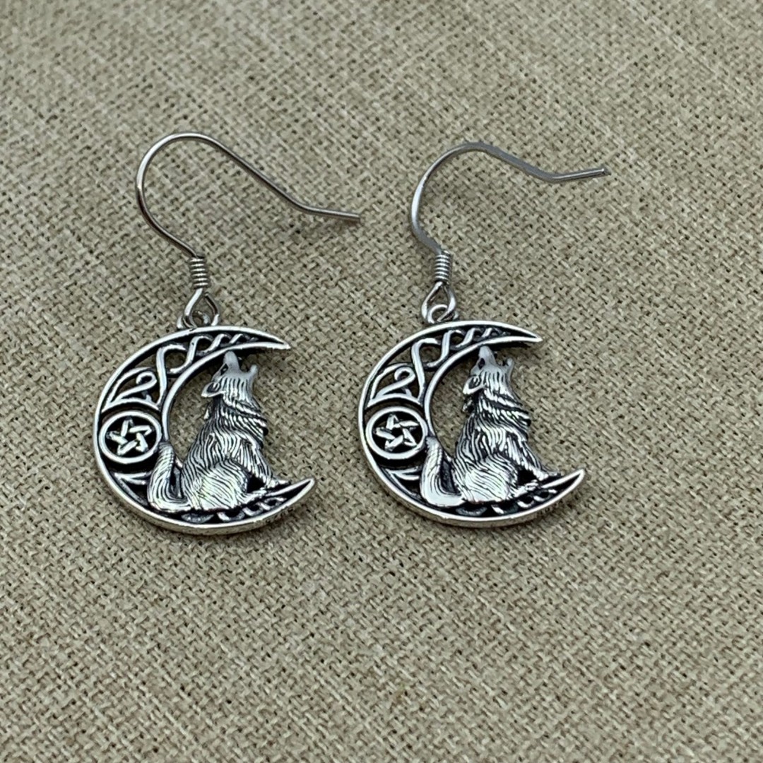 Poplyke brand new animal sterling silver wolf earrings