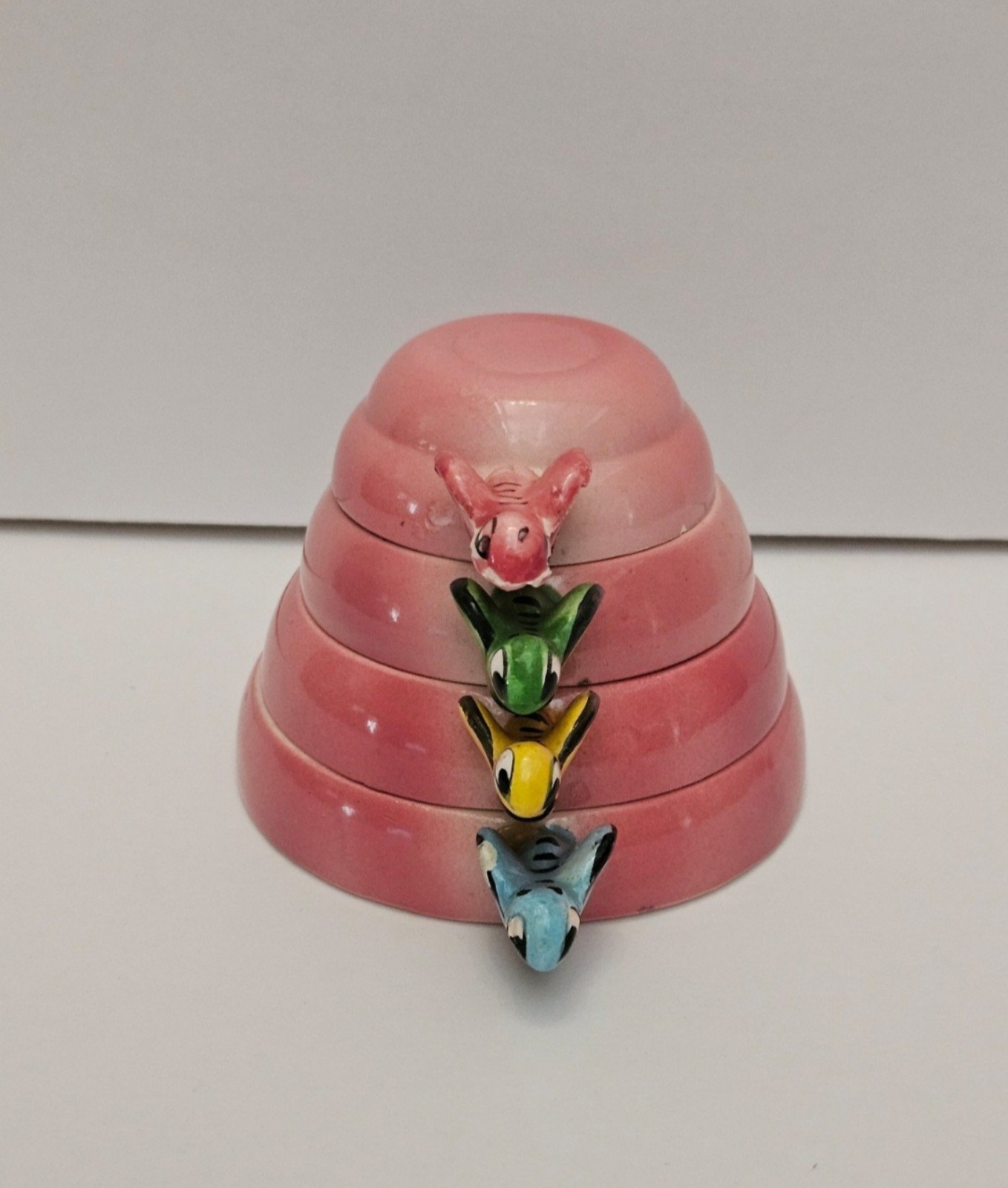 Vintage Menschik Goldmen Pink Beehive Nesting Measuring Cups Japan