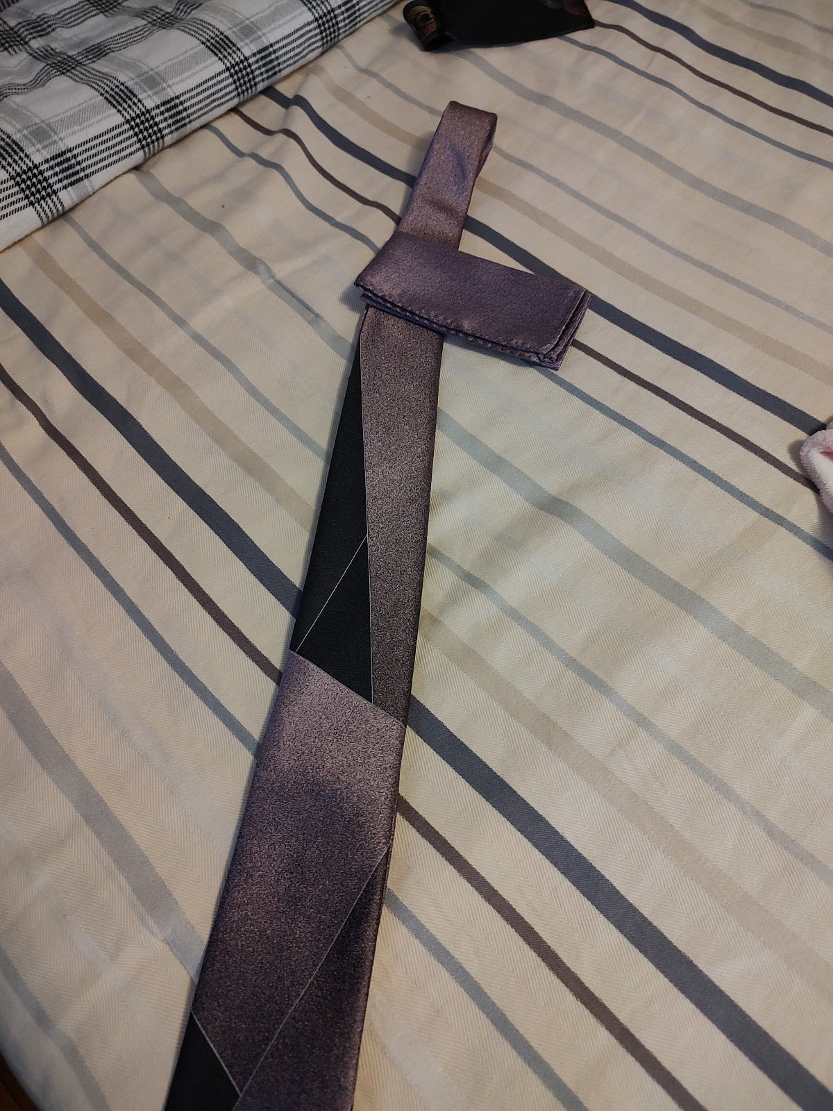Men's tie