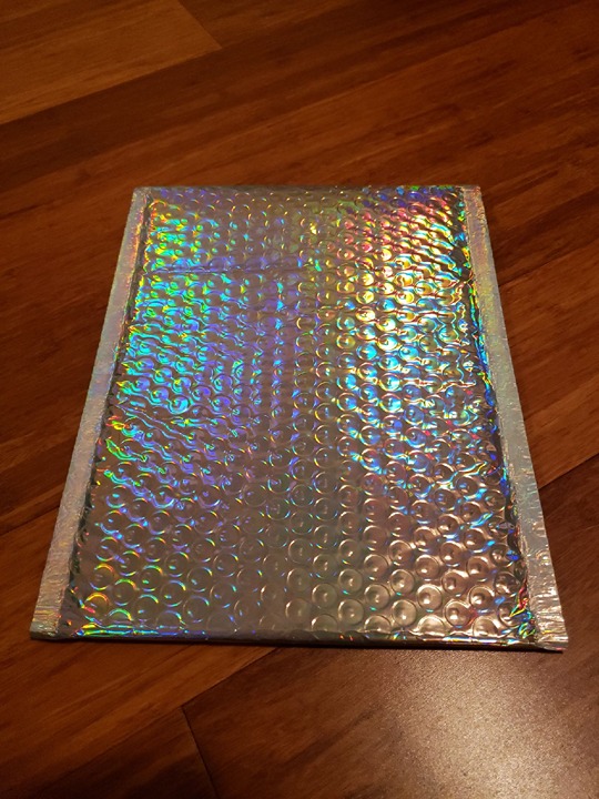 Bubble Mailers - Holographic - 250 count