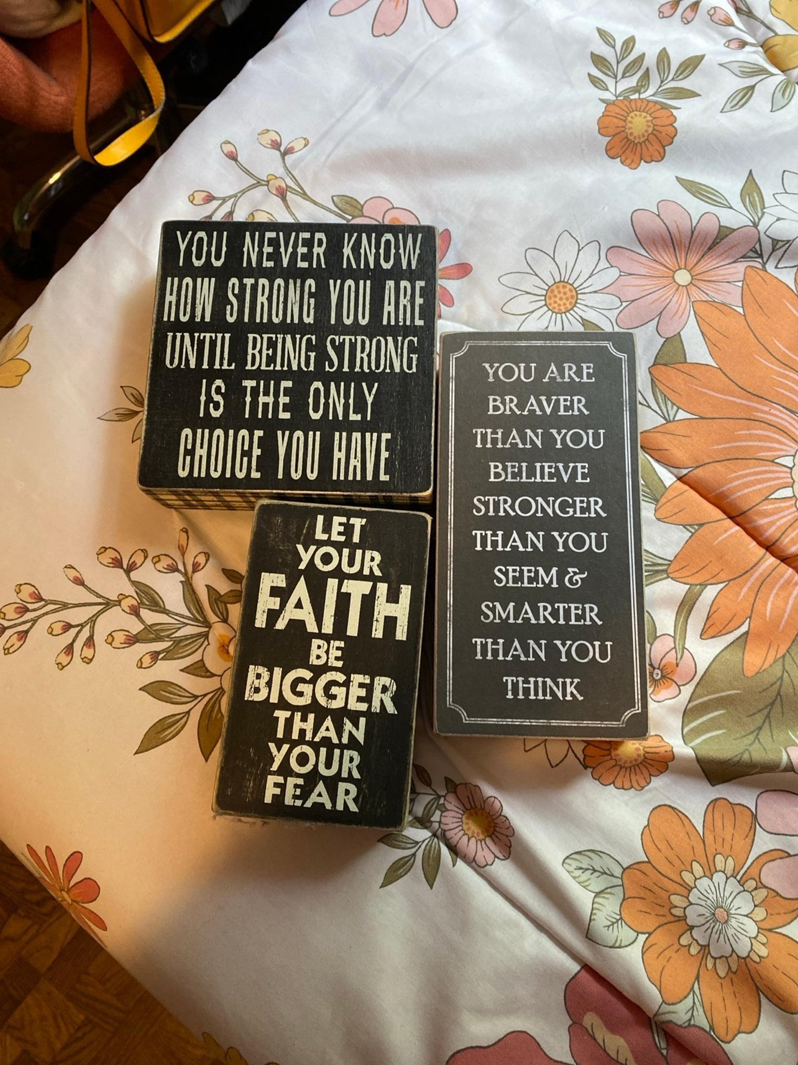 Inspirational signs