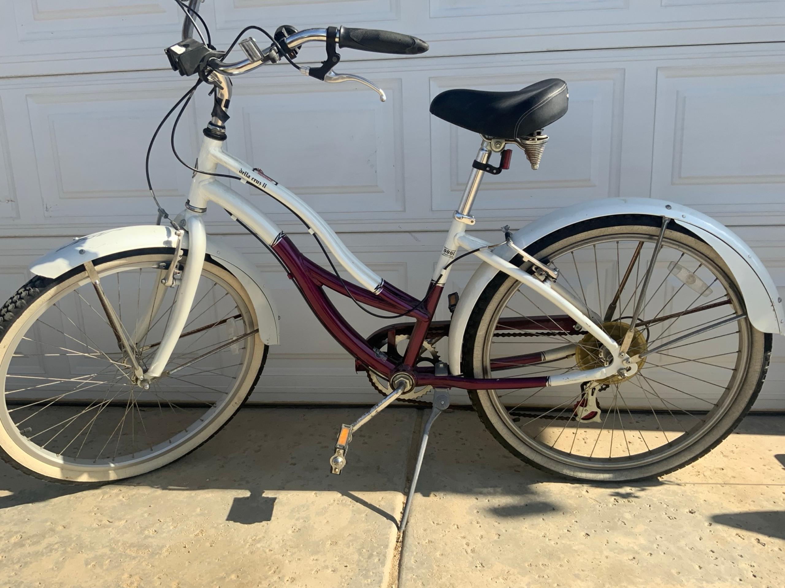 Diamond back Bella cruz beach cruiser