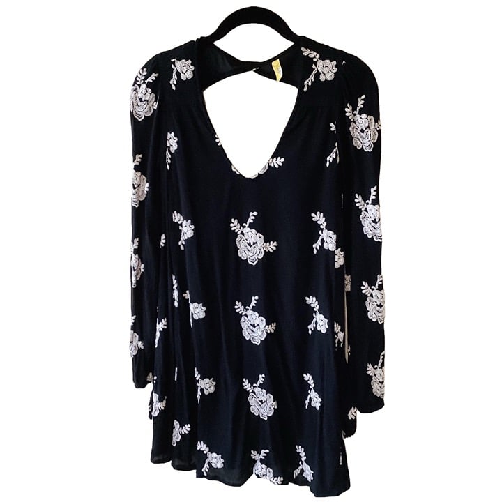 Free People Mini Dress with White Embroidered Flowers on a Black Background XS