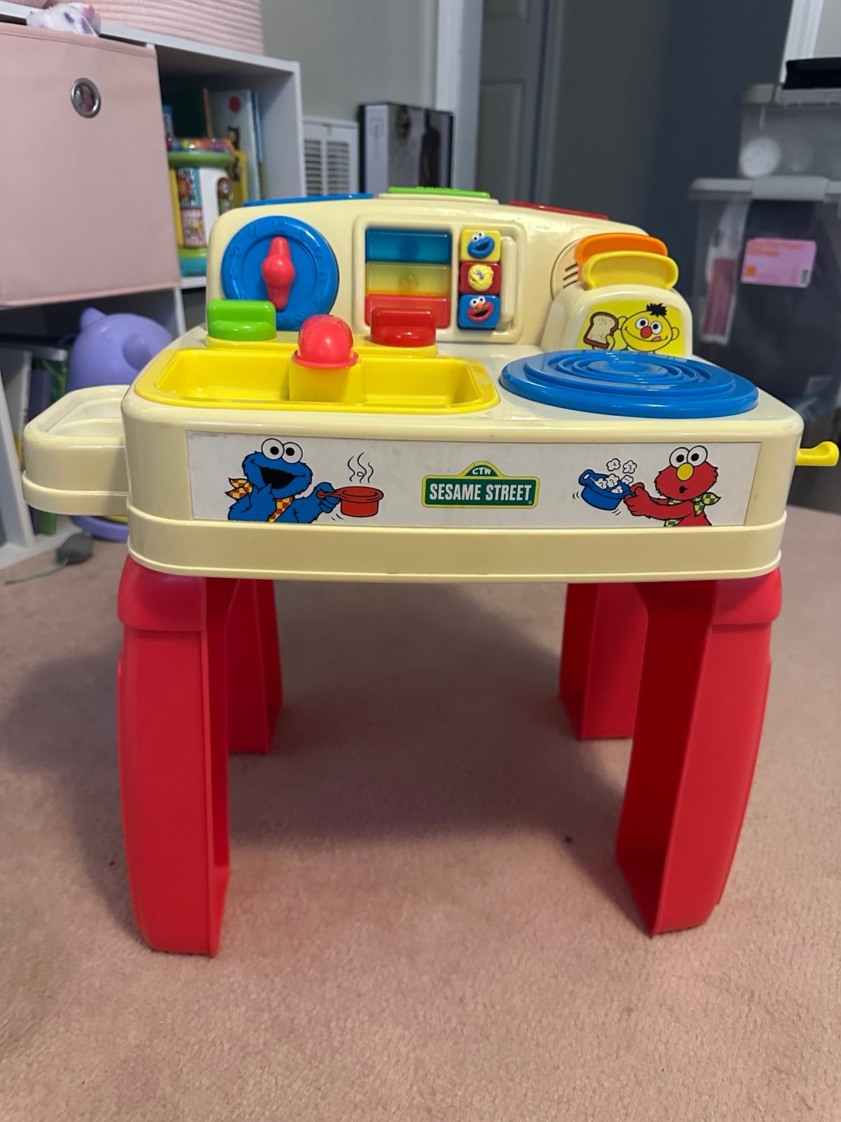Vintage 1997 Tyco Sesame Street Surprise Sounds Kitchen TESTED AND WORKS