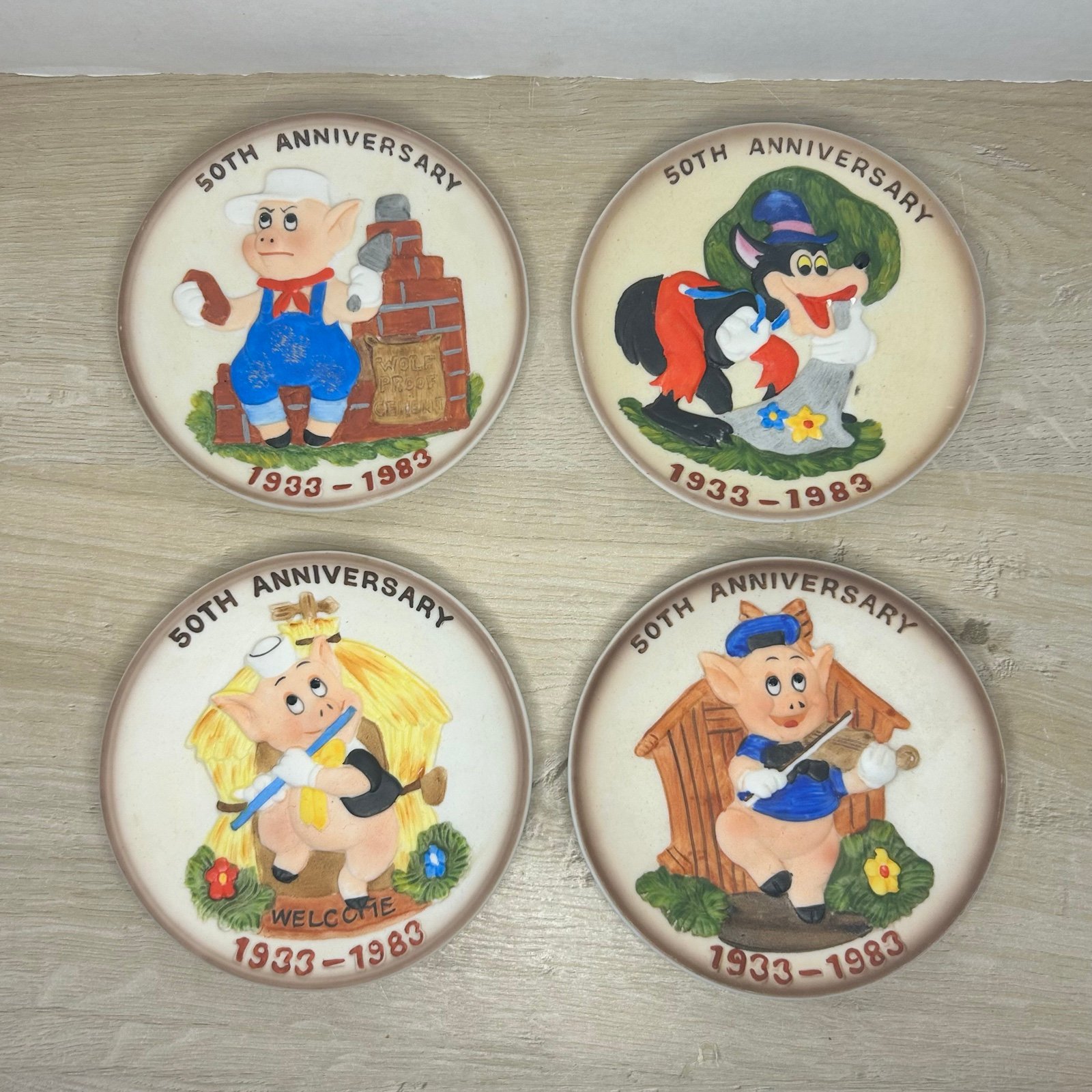 Vintage Disney 50th Anniversay Three Little Pigs Set Of 4 Mini Plates 1933-1983