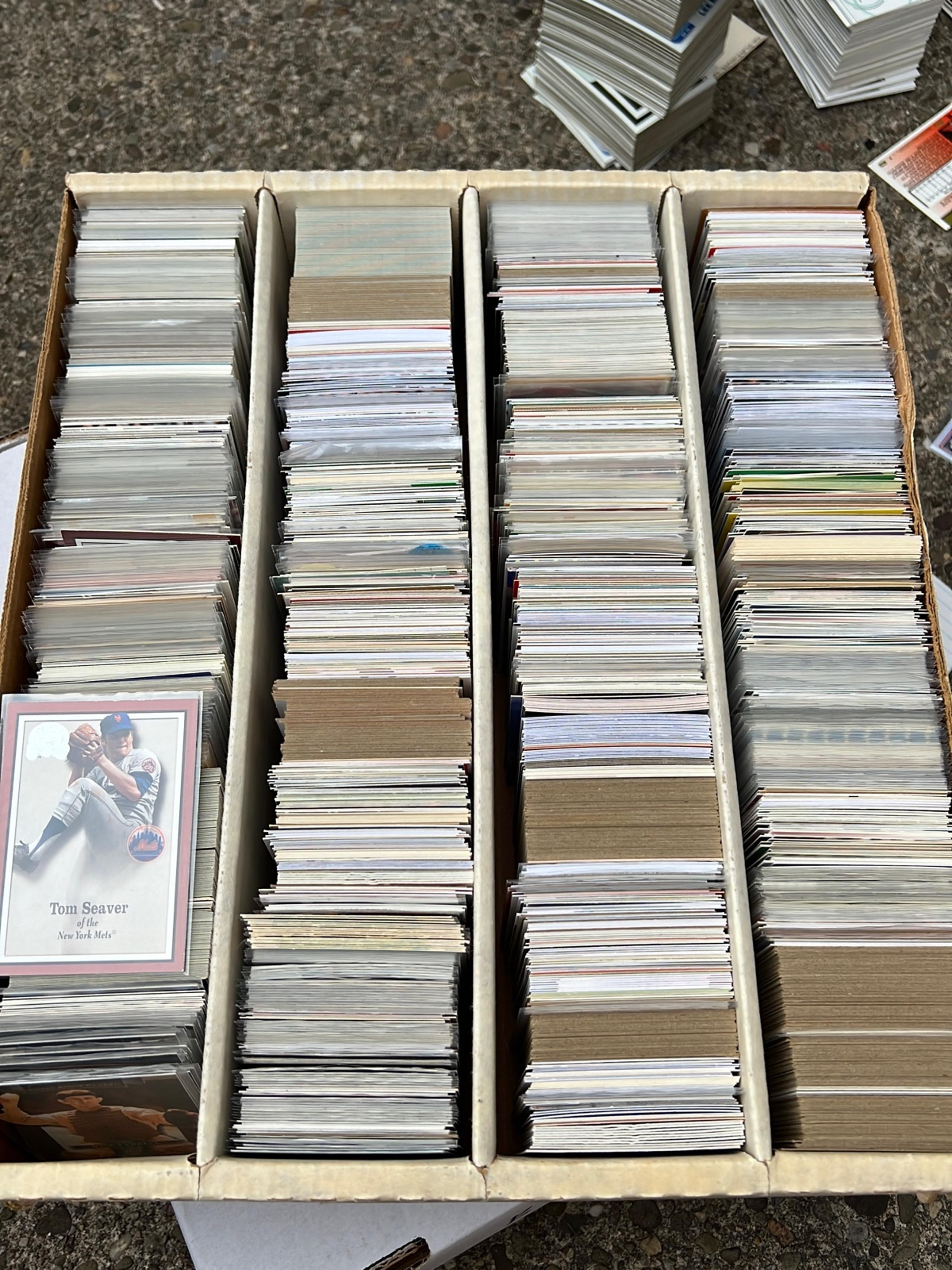 3000 mlb baseball trading cards lot box collection