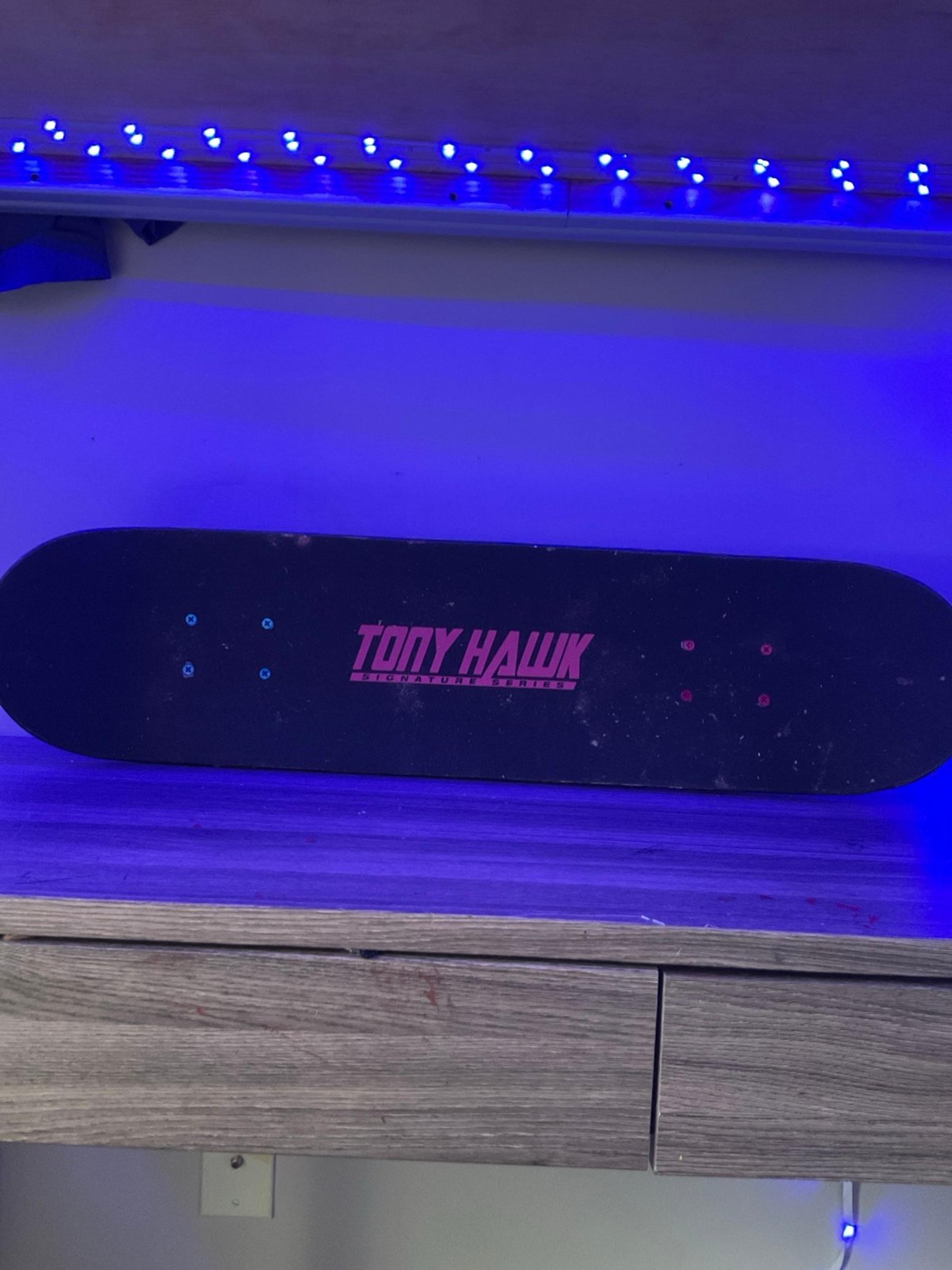 Skateboard Tony Hawk,