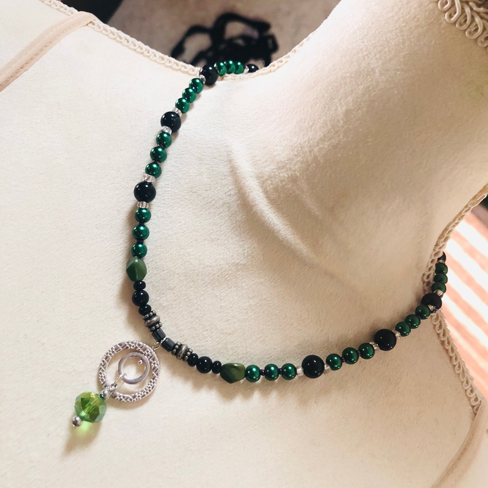 Handcrafted repurpose swivel pendant crystal onyx stone beaded necklace