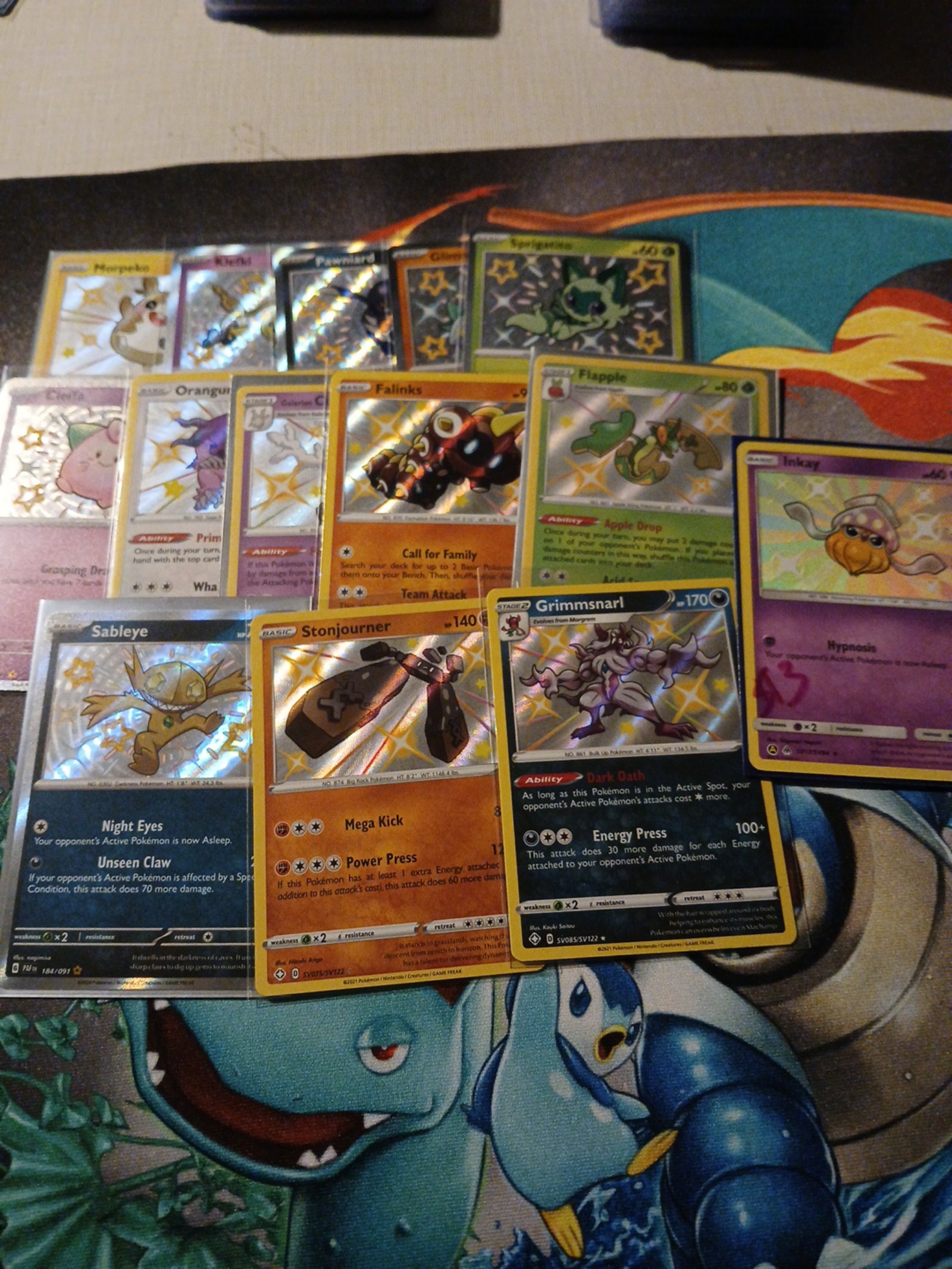 Pokemon lot #37