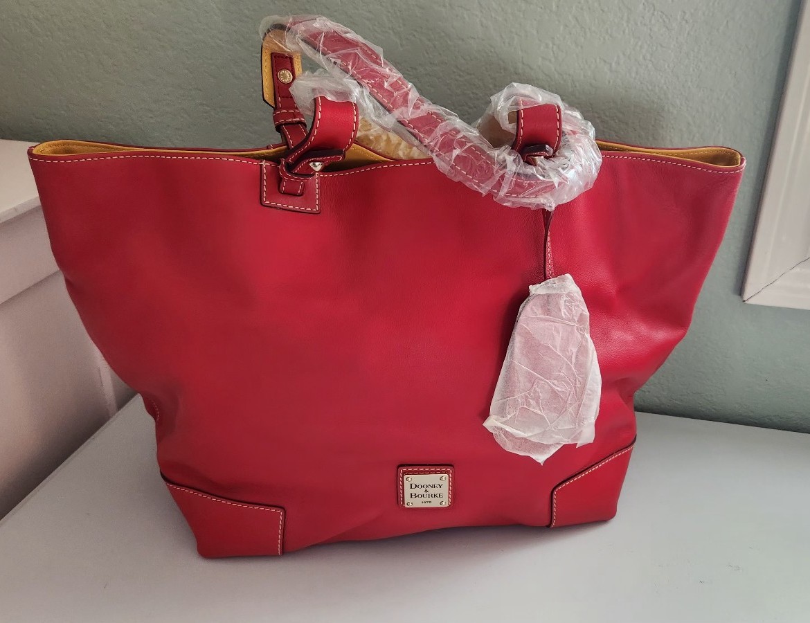 NWOT Dooney & Bourke Large Leather Red Tote Bag