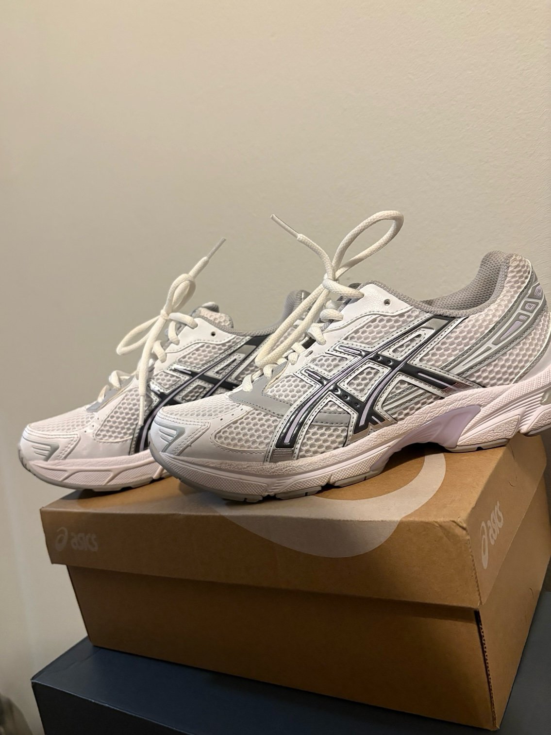 ASICS