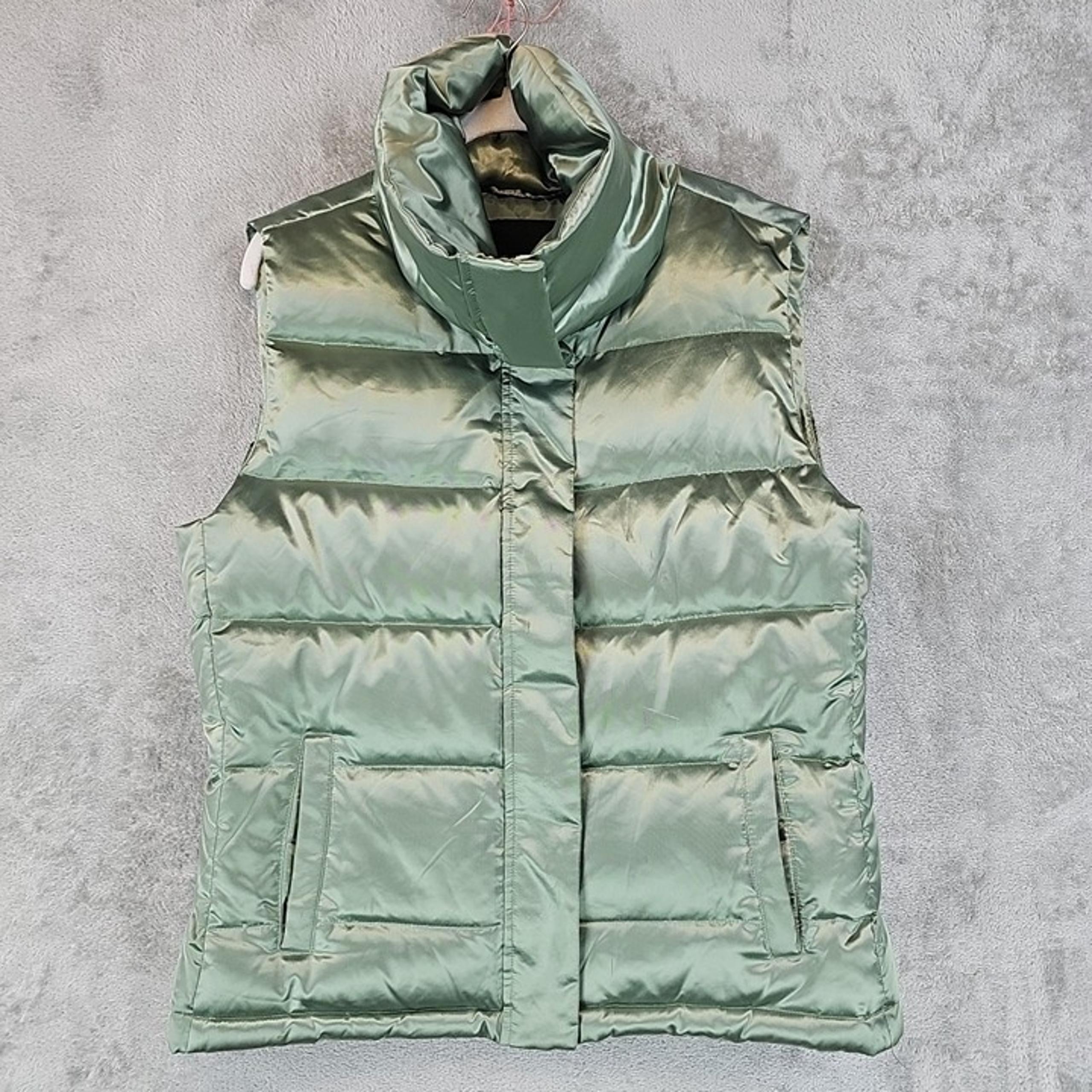 Talbots Down Puffer Vest Womens Size M Green Satin Turtleneck Insulated Full Zip