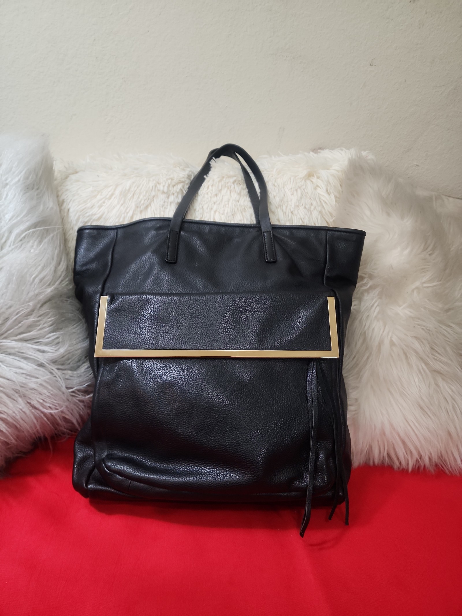 KELSI DAGGER TOTE