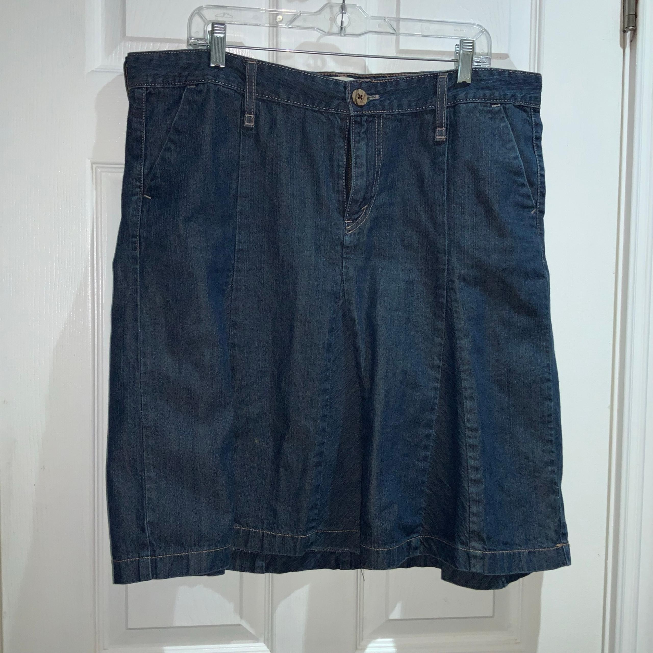 Levi’s vintage gored denim skirt Sz 16 cotton 90s Y2K