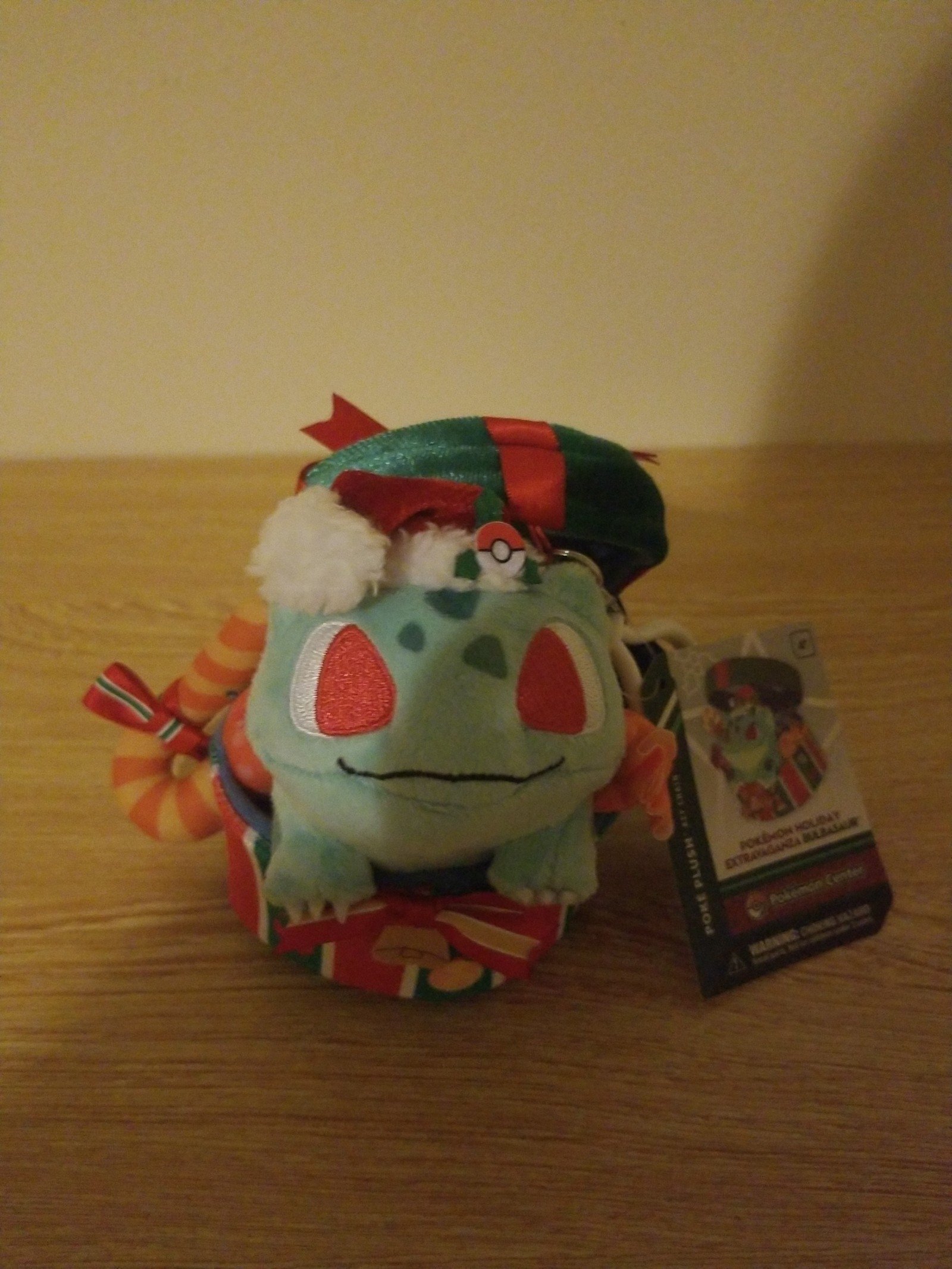 Pokemon Center Original Official Holiday Extravaganza Bulbasaur KeyChain