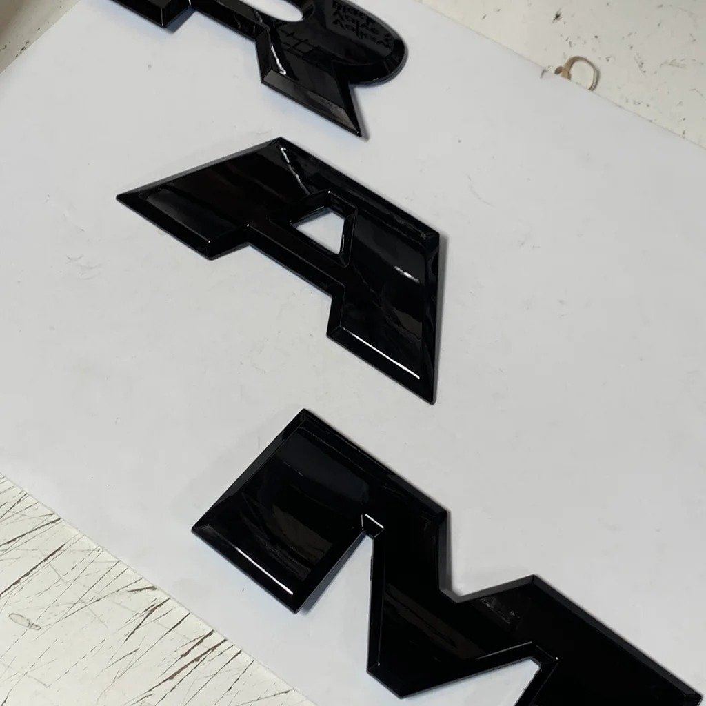 2014+ RAM TAILGATE LETTER BADGE REPLACEMENT IN GLOSS BLACK