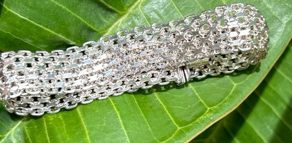 Vintage sterling silver Milor Italy mesh chain bracelet 7.50”