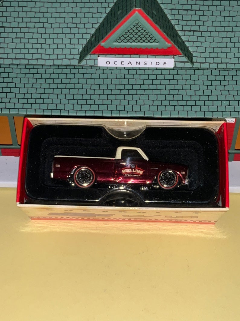 Hot Wheels RLC CHEVROLET C10 (HOTEL1)
