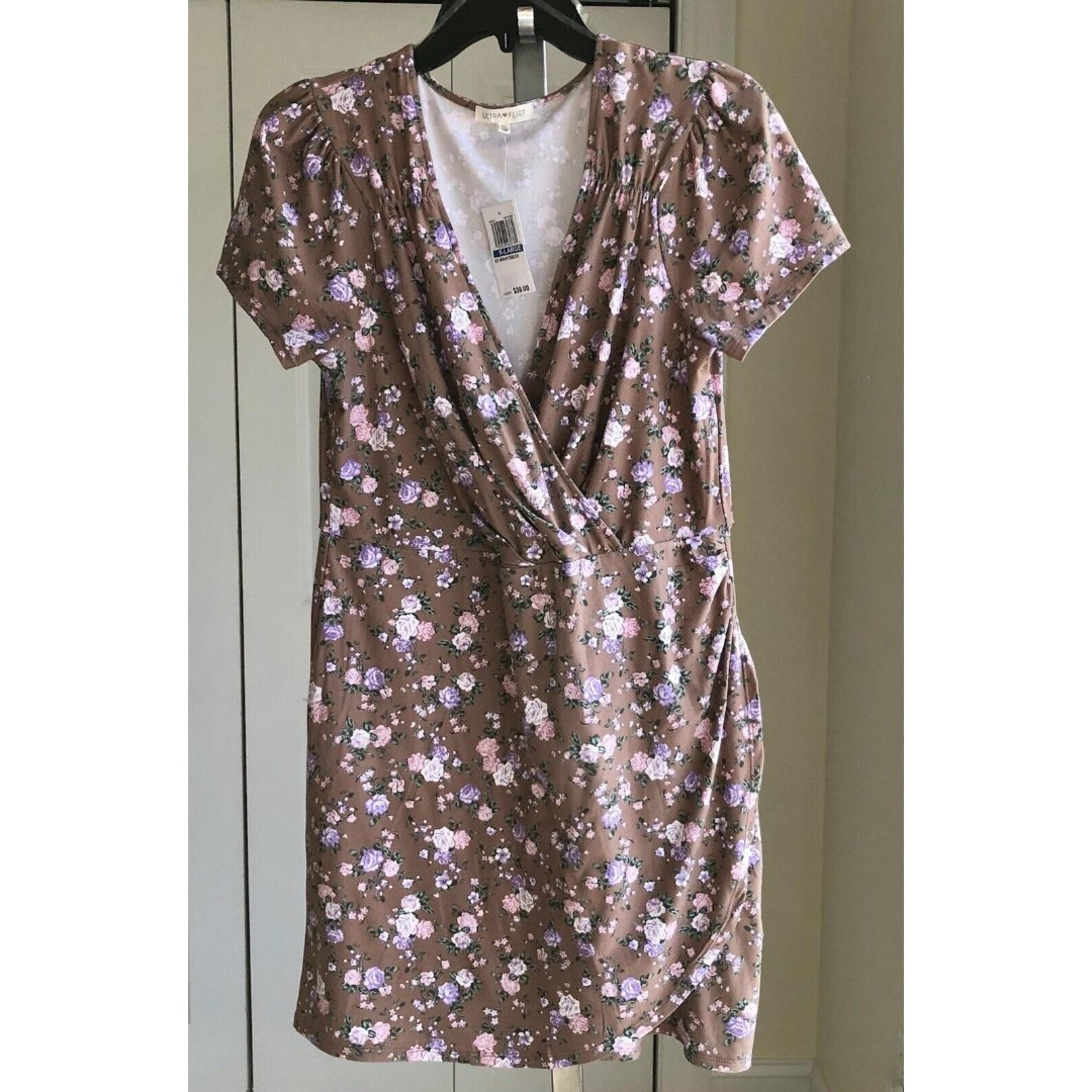ULTRA FLIRT SIZE XL BEIGE FLORAL SMALL WRAP DRESS MINI V- NECK SHORT SLEEVES