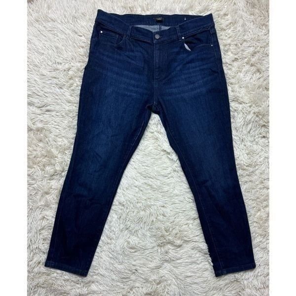 Women’s Dark Blue Ann Taylor Factory Size 12 Petite Crop Jeans