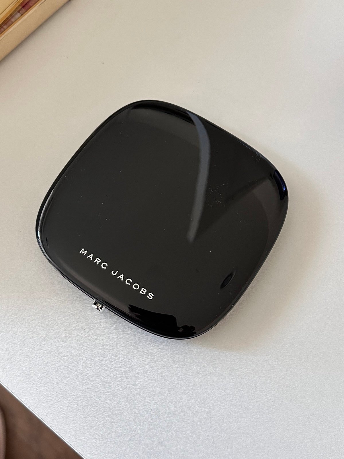 Marc Jacobs Rare bronzer. Shade tantric