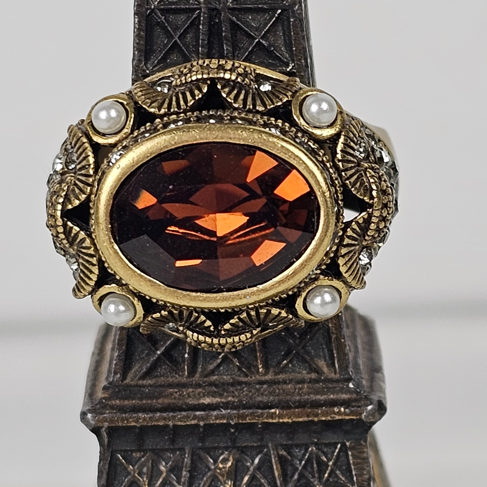 Heidi Daus oval topaz pearl rhinestone cocktail ring 11.5 glitz drag