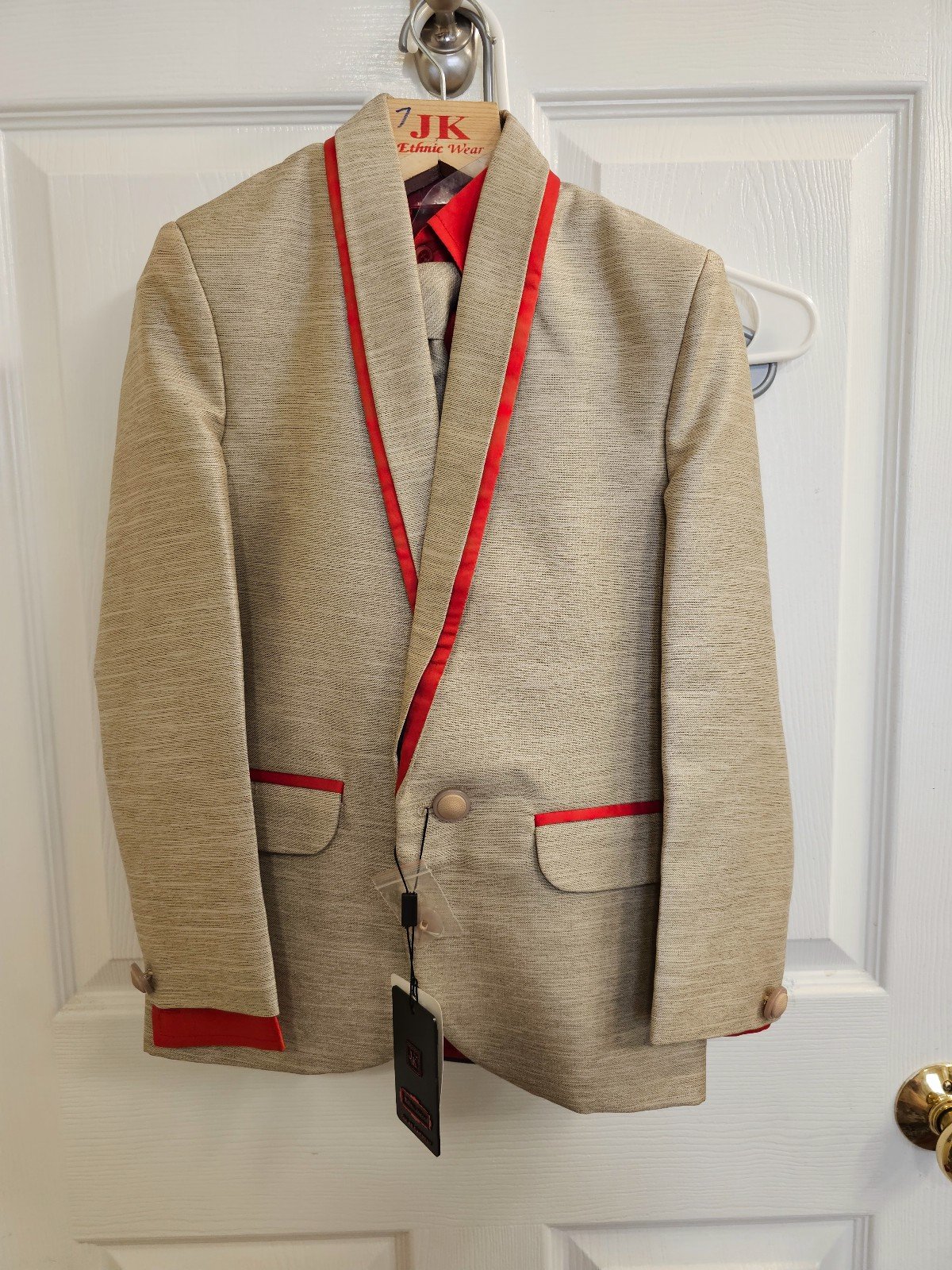Boys suit set 4 piece 7 years coat, shirt, tie and pants Brand new eid ramadan