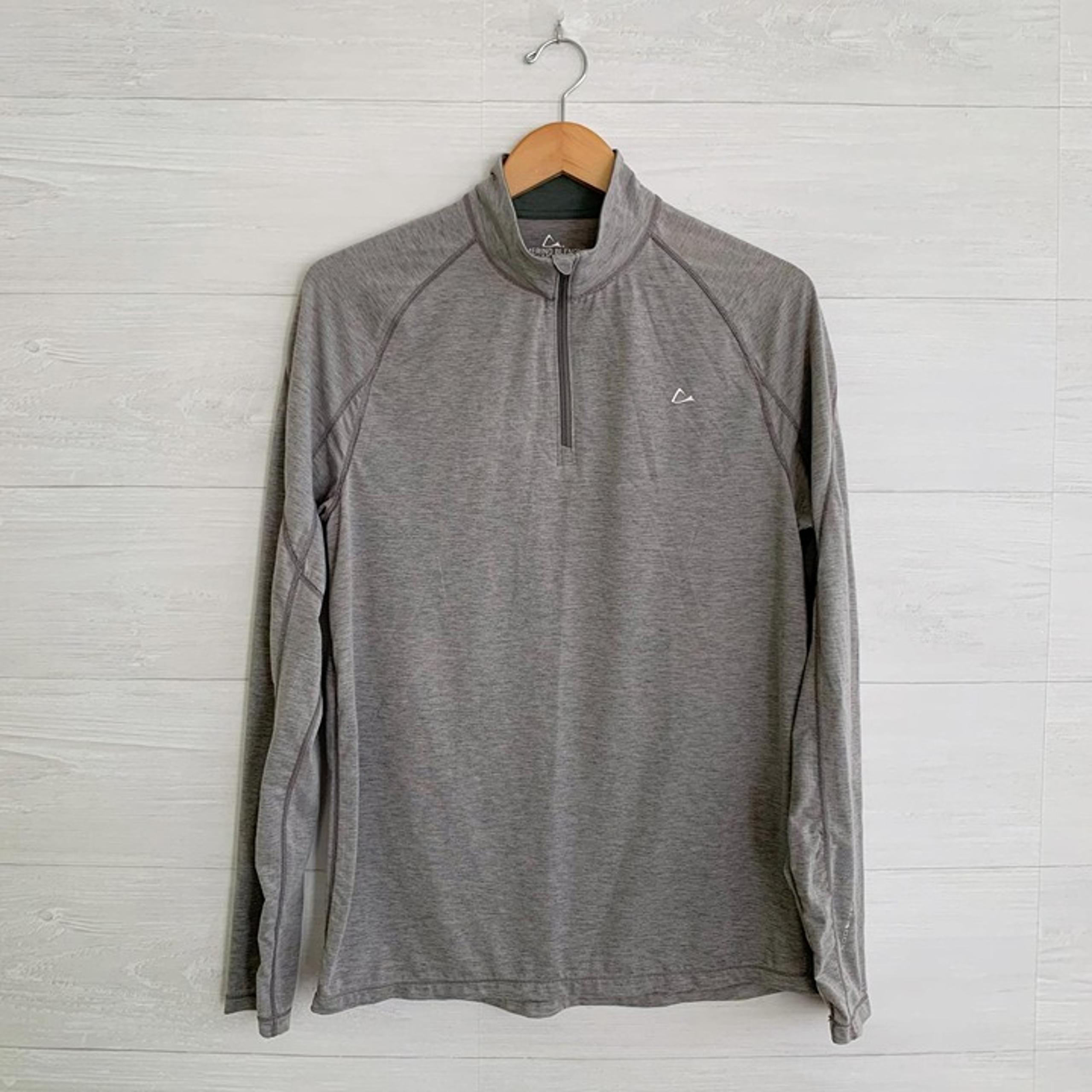Merino Blend by Paradox Gray 1/4 zip drirelease with freshguard pullover, M