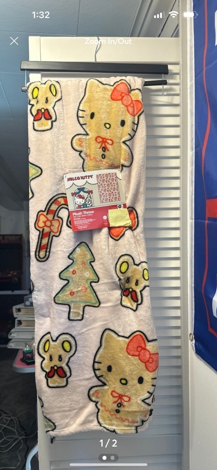 Hello Kitty Christmas blanket