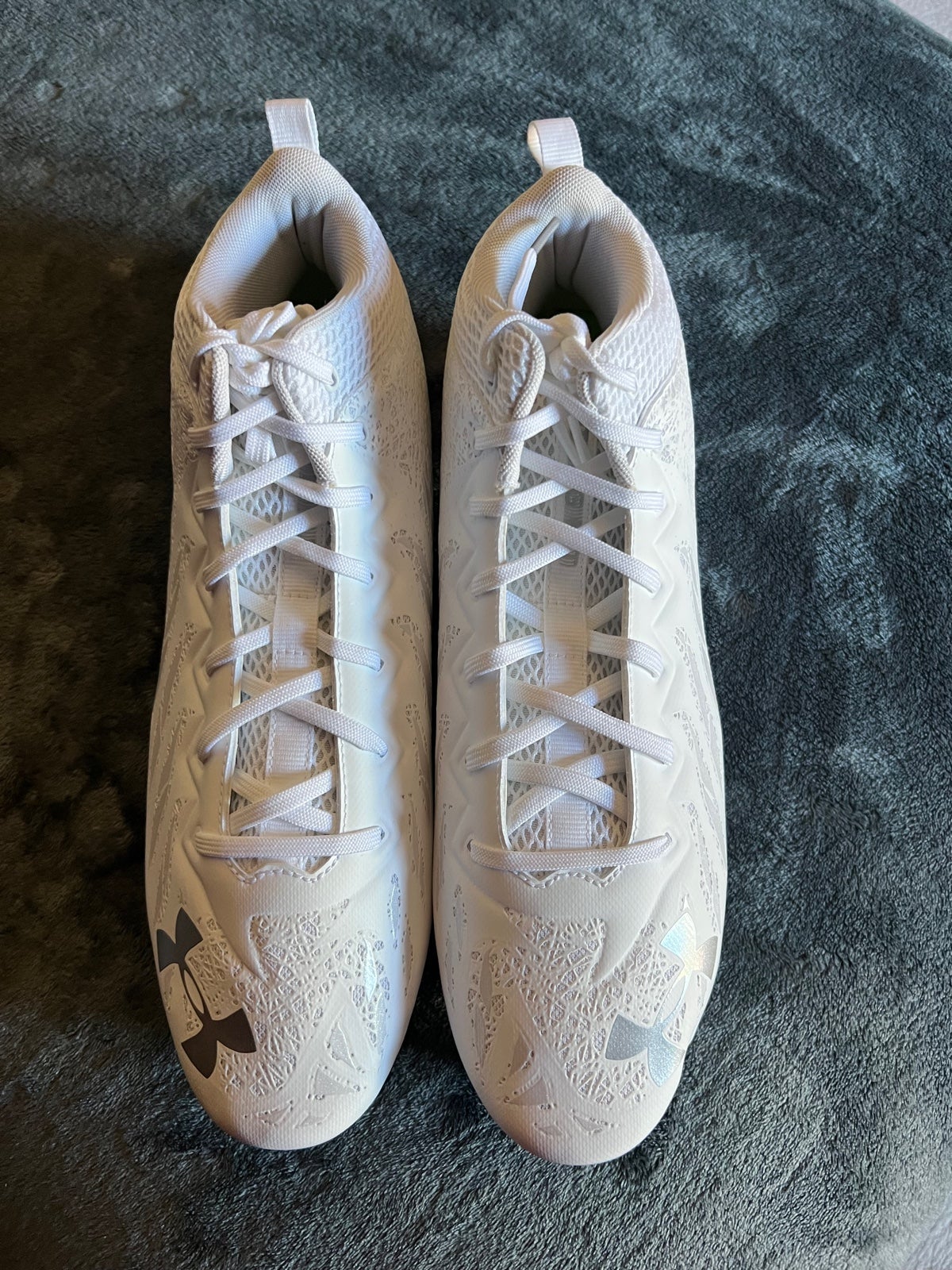 NWOT Under Armour Spotlight 4D Foam Football Cleat-Size 13.5