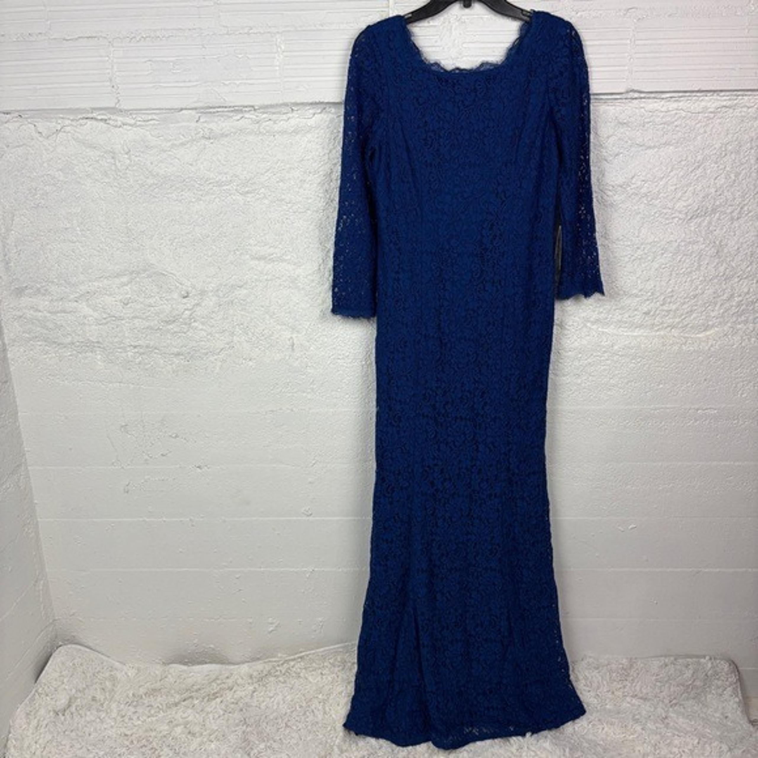 NWT ADRIANNA PAPELL Elegant royal Blue Lace long sleeve Evening Gown size 10