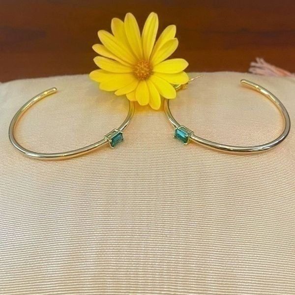 Joy Dravecky Big Energy Classic Hoop Earrings w/Green Cubic Zirconia Stones NWOT
